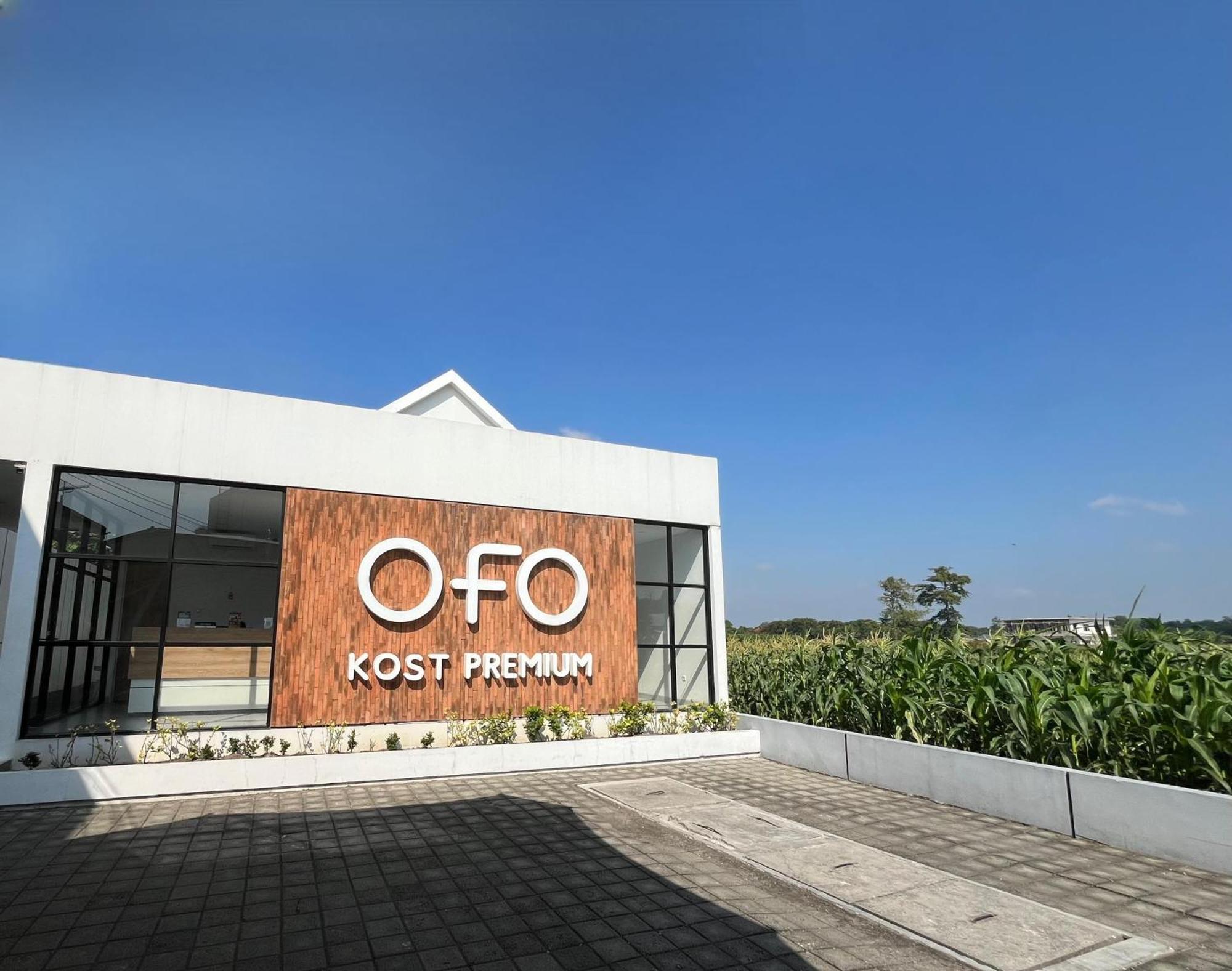 Ofo Kost Premium Kampung Inggris Pare Syariah Mitra Reddoorz Hotel Exterior photo