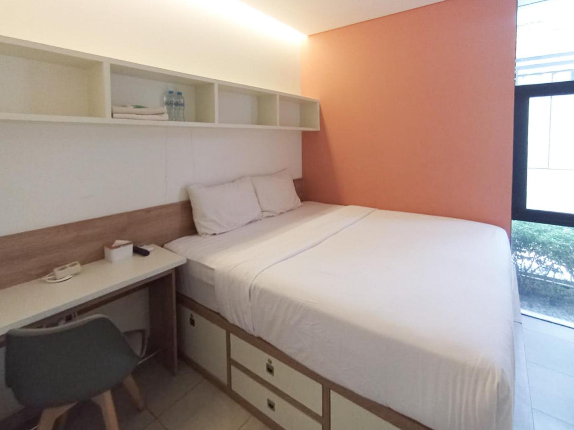 Ofo Kost Premium Kampung Inggris Pare Syariah Mitra Reddoorz Hotel Exterior photo