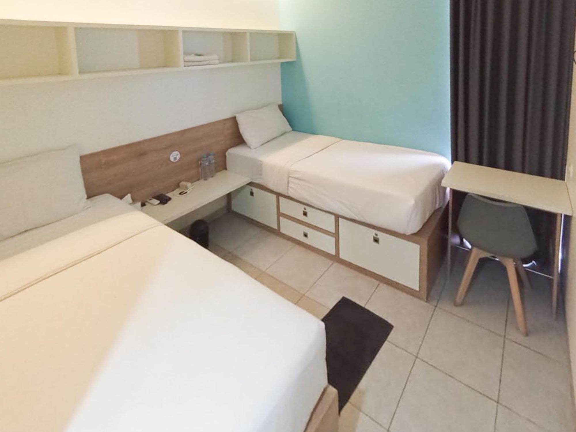 Ofo Kost Premium Kampung Inggris Pare Syariah Mitra Reddoorz Hotel Exterior photo