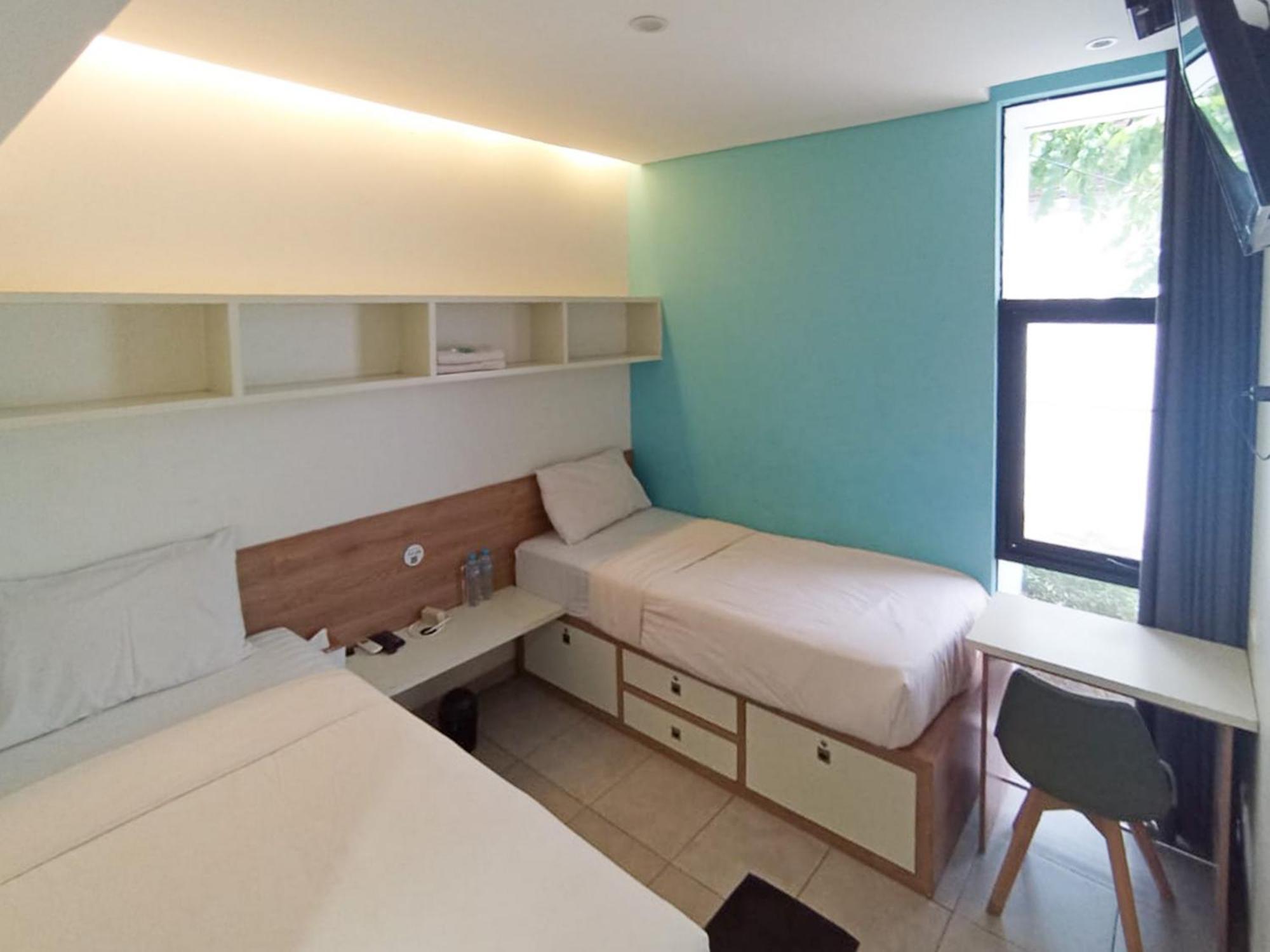 Ofo Kost Premium Kampung Inggris Pare Syariah Mitra Reddoorz Hotel Exterior photo